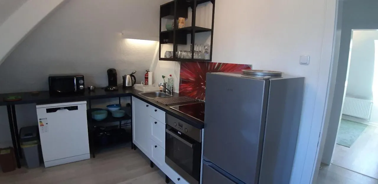 شقة Dachwohnung In Ruhiger Lage هانوفر
